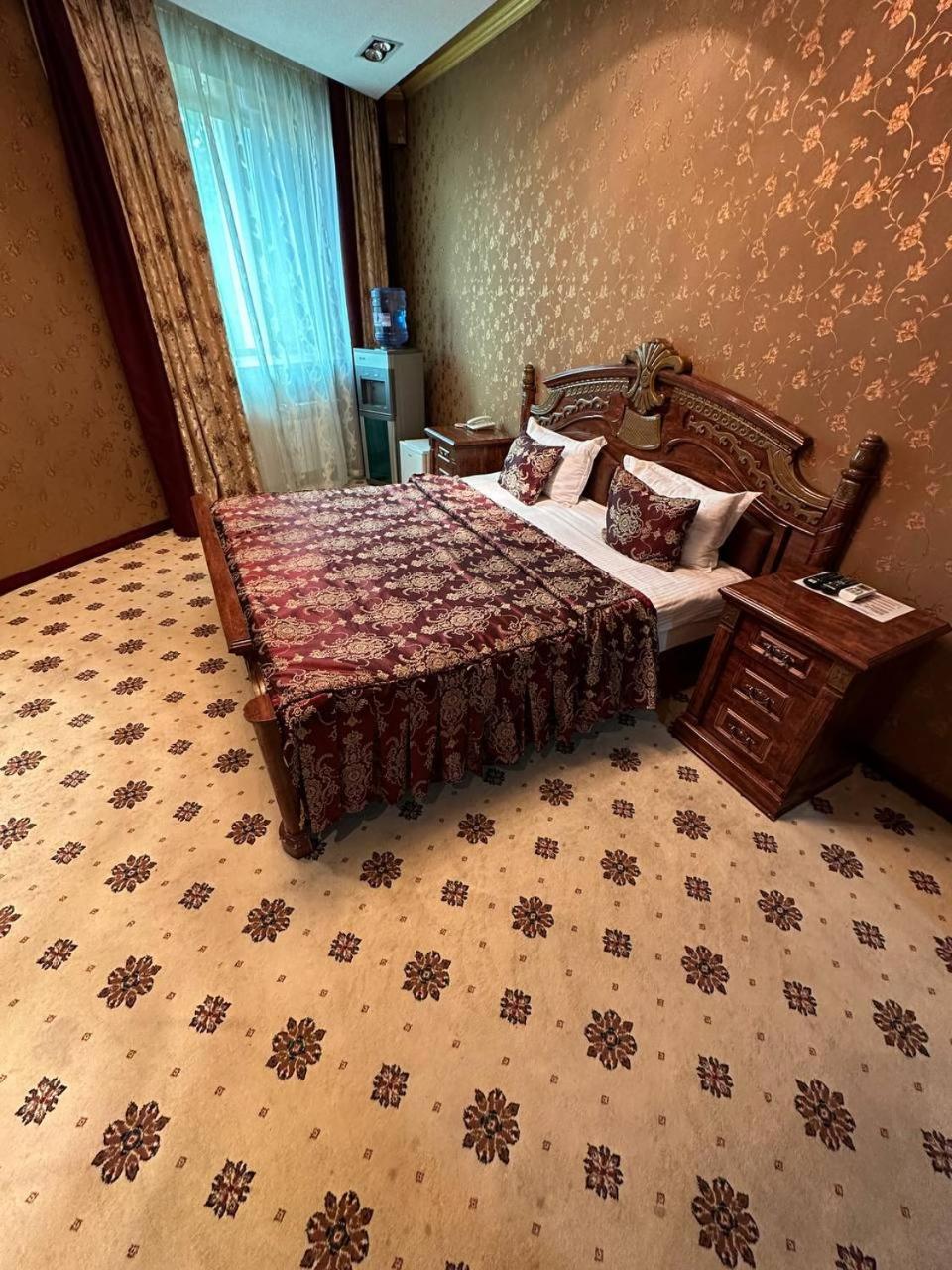 Altyn Adam Hotel Petropawlowsk Exterior foto