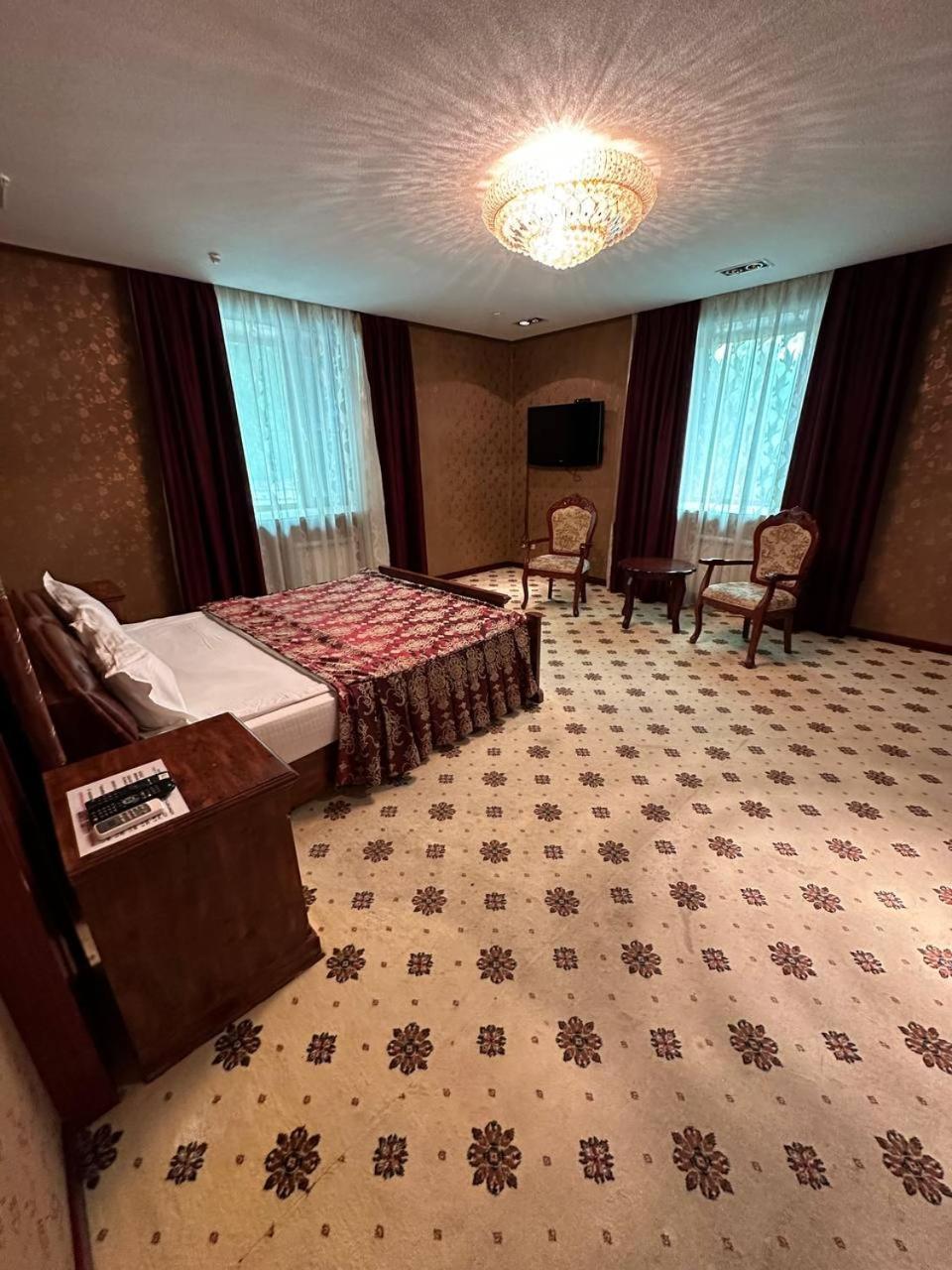Altyn Adam Hotel Petropawlowsk Exterior foto